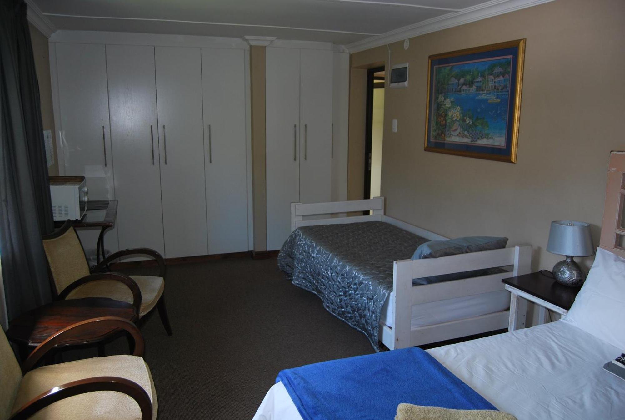 15 Witpeer Street Guesthouse George Rum bild