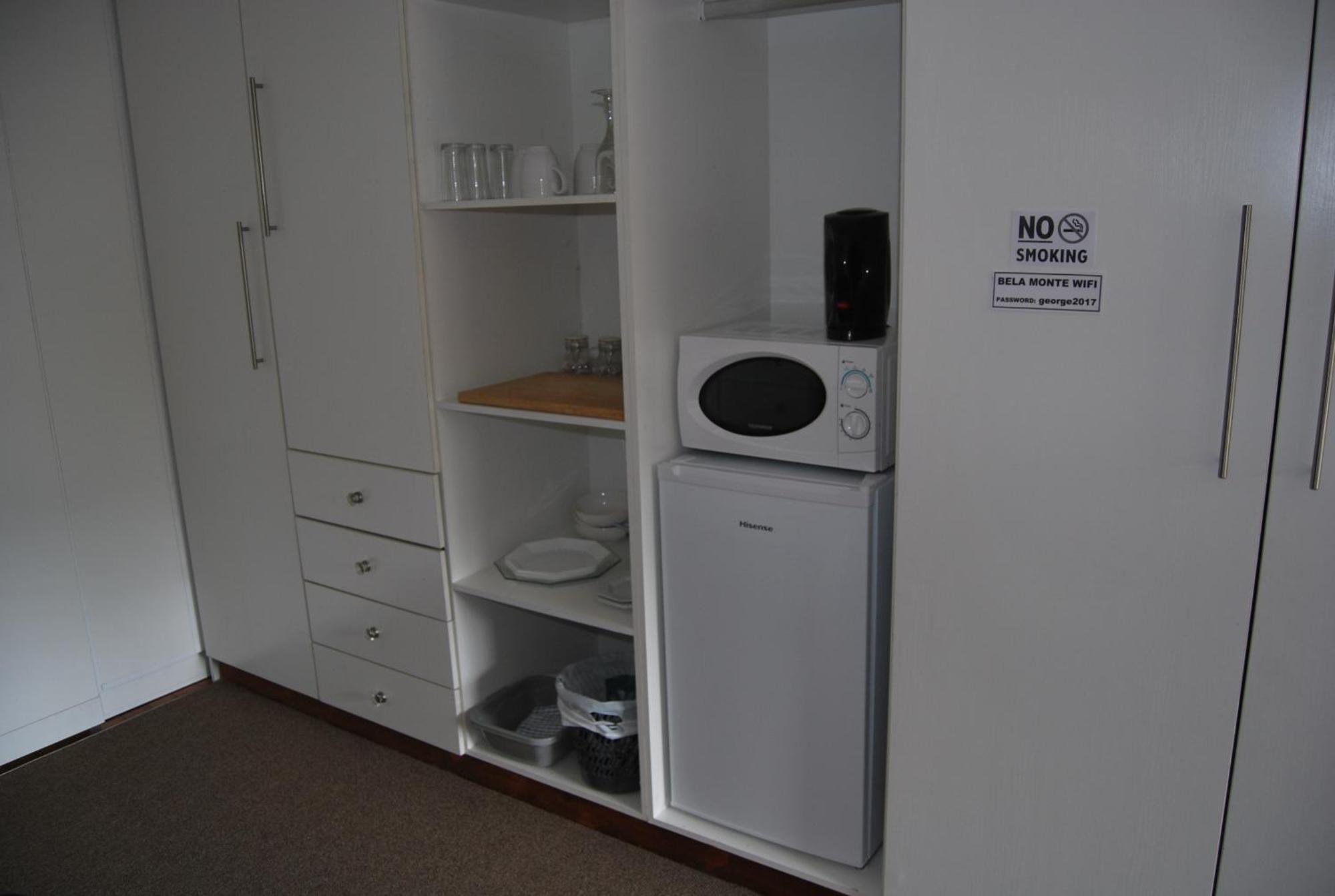 15 Witpeer Street Guesthouse George Rum bild